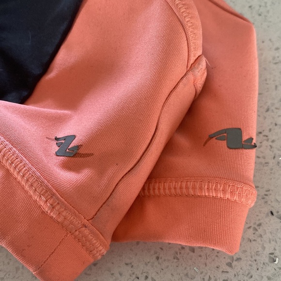 Girls Sports Bras - Picture 5 of 7